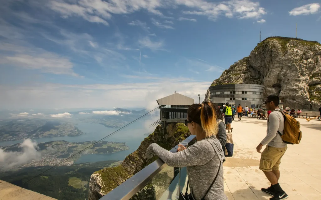 گردشگری و تولید محتوا